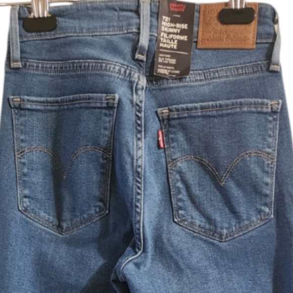 Levi’s Premium 721 High Rise Skinny Jeans 24 NWT Clean Girl - Picture 7 of 7